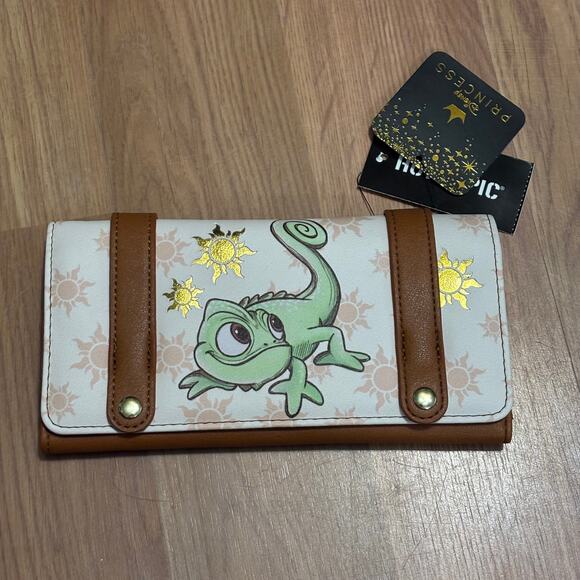 Disney Loungefly Tangled Pascal Wallet NWT - Picture 1 of 3